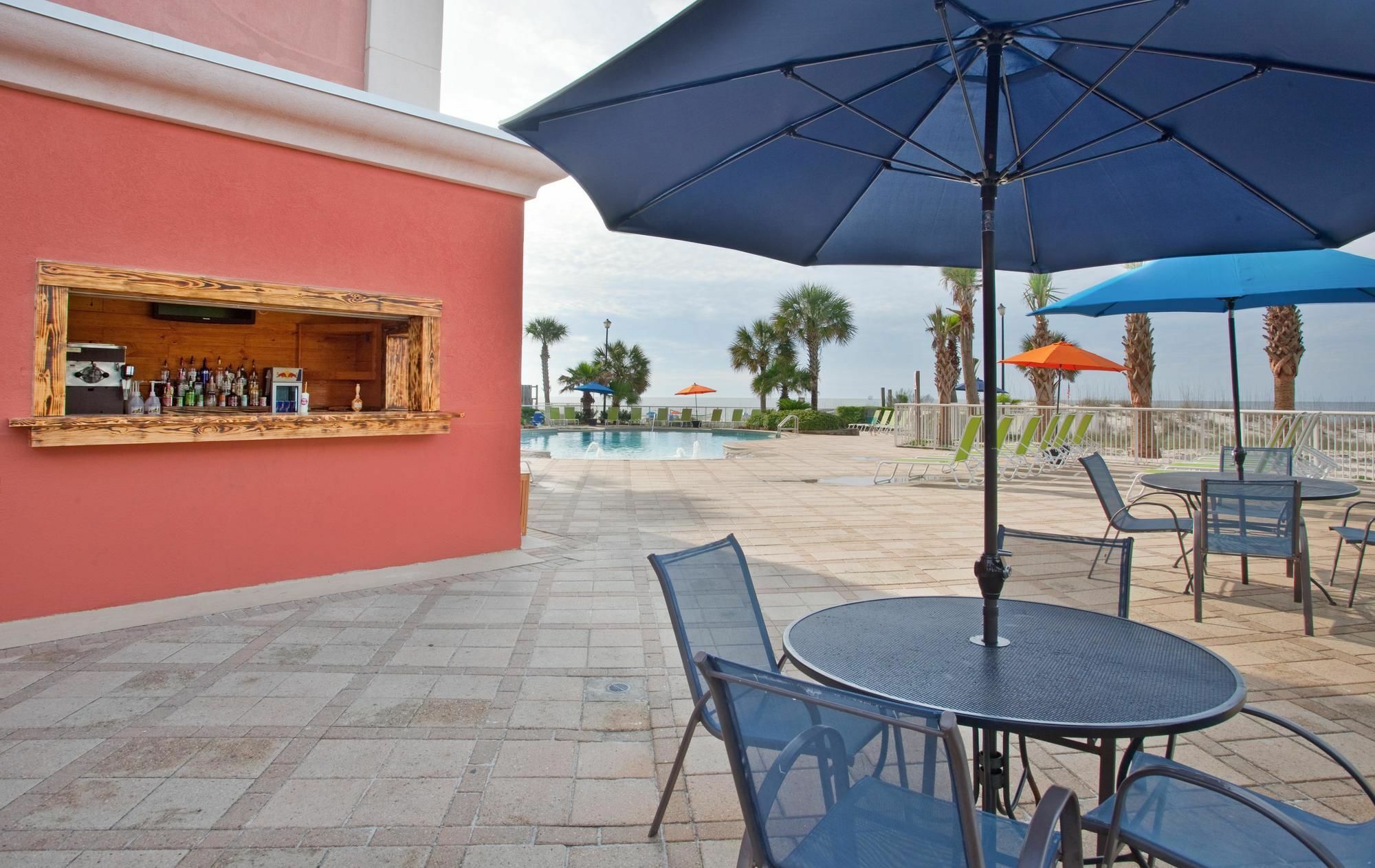 Holiday Inn Express Orange Beach - On The Beach By Ihg Exteriér fotografie