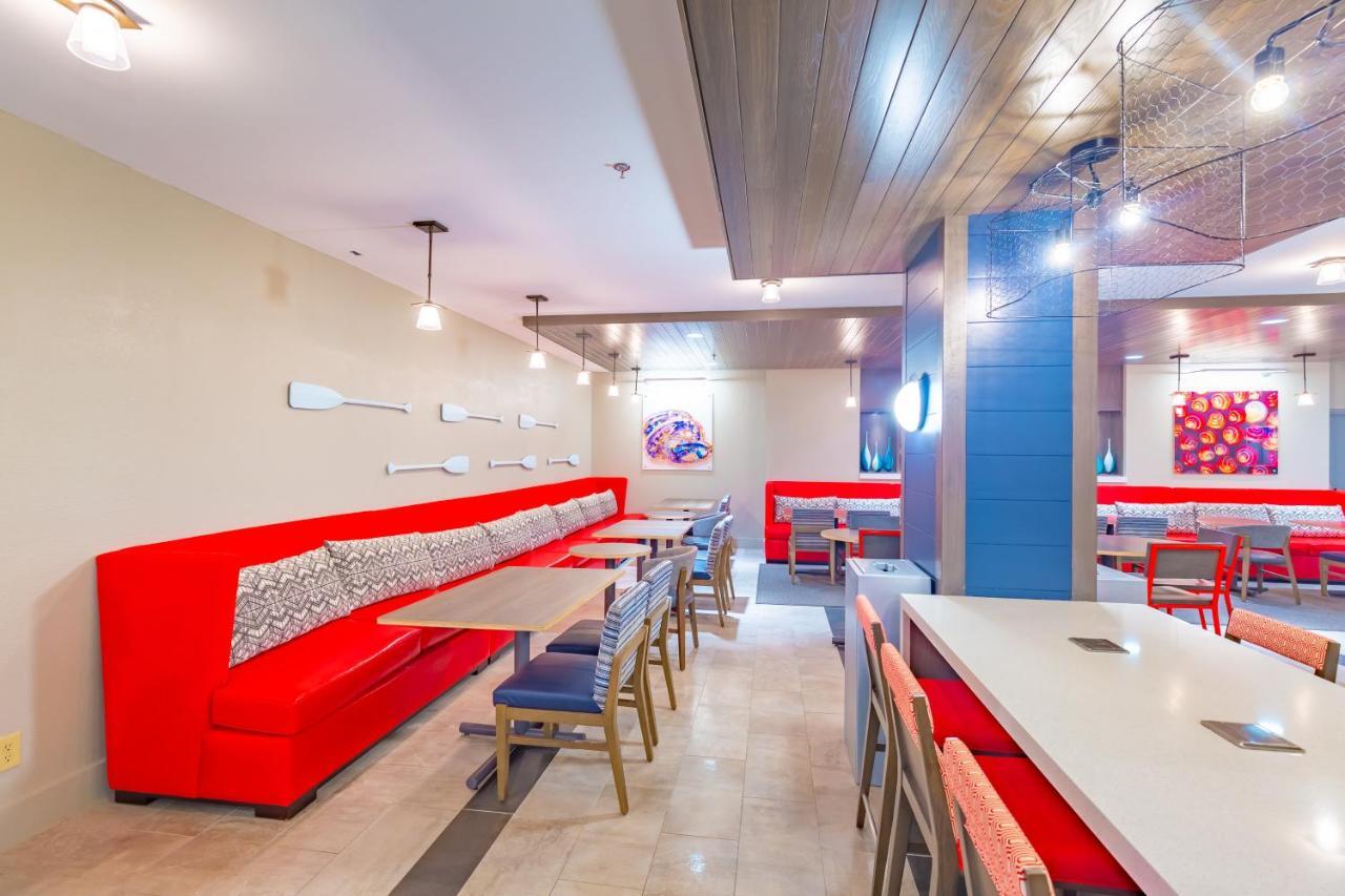 Holiday Inn Express Orange Beach - On The Beach By Ihg Exteriér fotografie